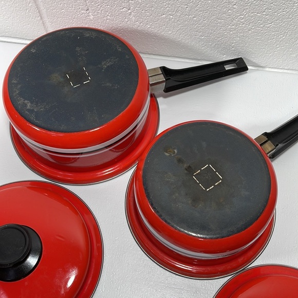 Vintage Retro Metal Sauce pans Red/White/Black stripe 4/6 c - Picture 3 of 4